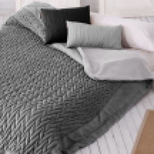 Comforter Spike Manterol